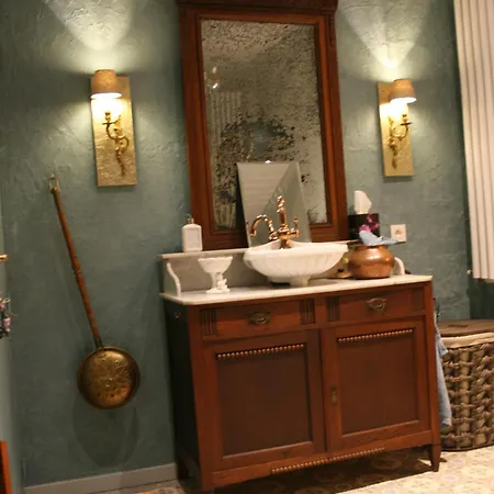 Casa Lucinda Bed & Breakfast *
